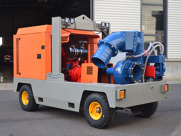 應(yīng)急排澇移動(dòng)泵車(chē)